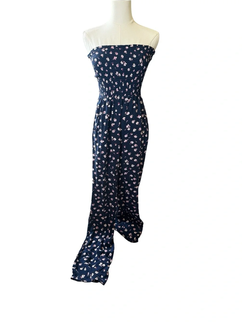 Socialite Navy Strapless Floral Wide Leg Jumpsuit size small with pockets - Picture 2 of 7